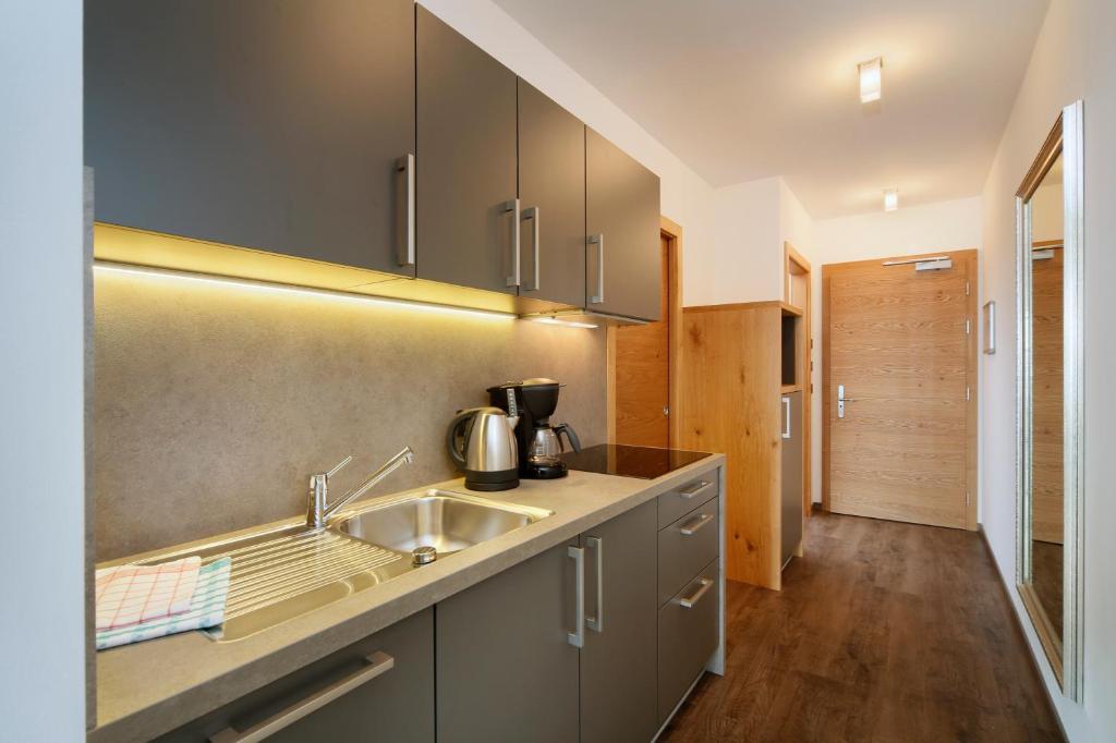 Appartement-Hotel Beatenhof Tirolo Quarto foto