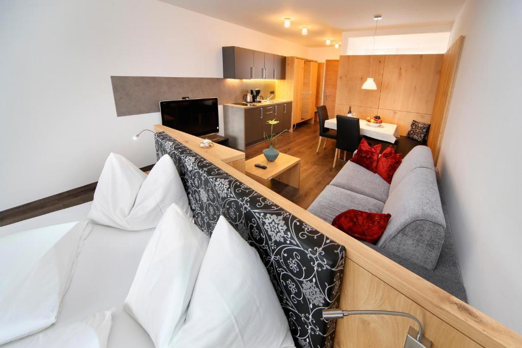 Appartement-Hotel Beatenhof Tirolo Quarto foto